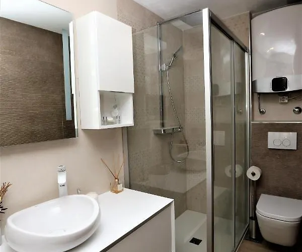 Archie Apartament *