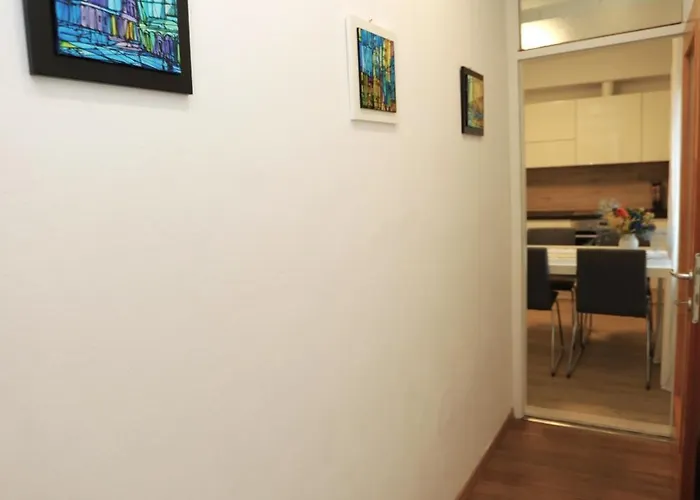 Archie Apartament